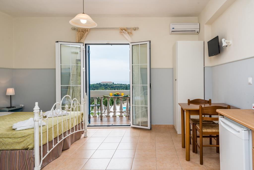Elaias Gi Residence Mousata Exterior photo